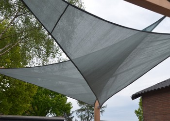 Shadesails Showtuin Van den Eijnde nettenverkoop