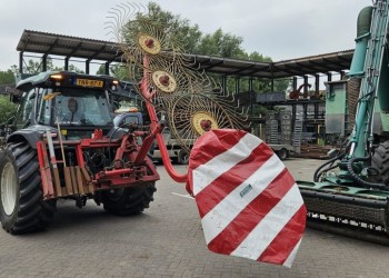 pvc afscherming tractor Berhoutschipluiden 